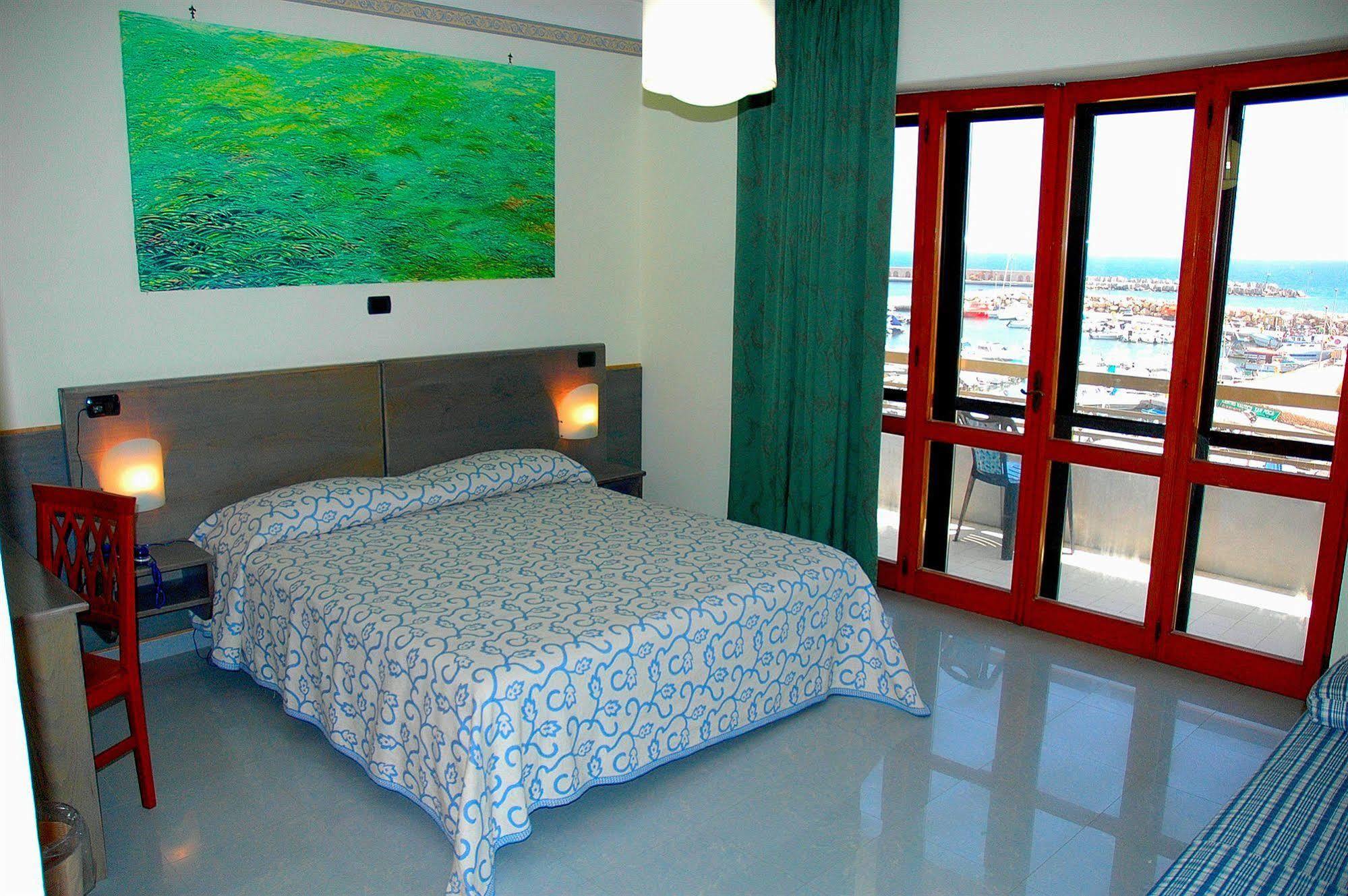 Hotel Cote D'Est 산포카 외부 사진